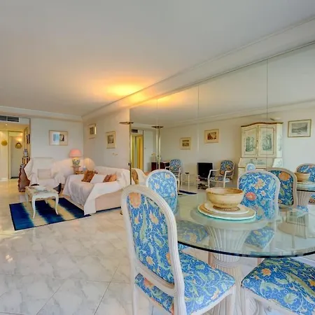 New Listing - Amazing Beach Views, 1-Bed Apt Cannes Exterior photo